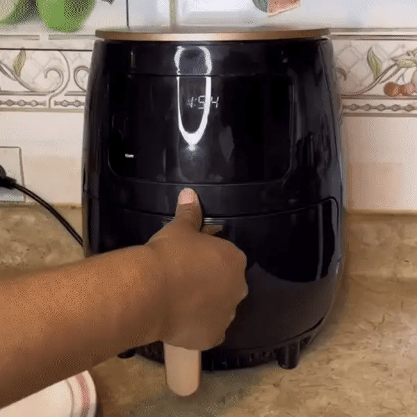 🔥LICHIDARE DE STOC🔥Friteuza fara Ulei cu aer cald, 2400 W, Functie de Coacere, 6l, Sony Max, LCD
