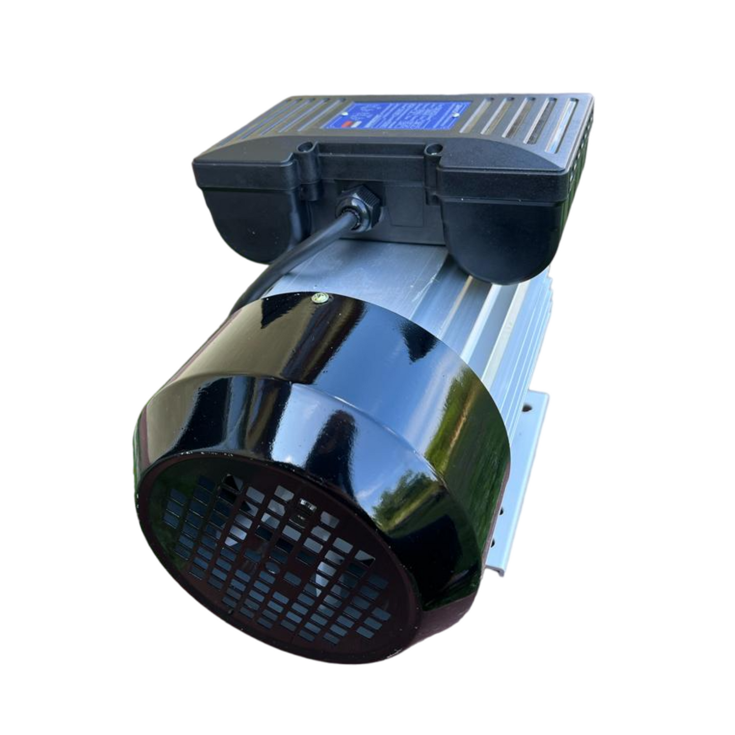 Motor electric monofazat 4 KW X 3000RPM, bobinaj de cupru, carcasa de aluminiu, 2 condensatori si fulie din otel inclusa