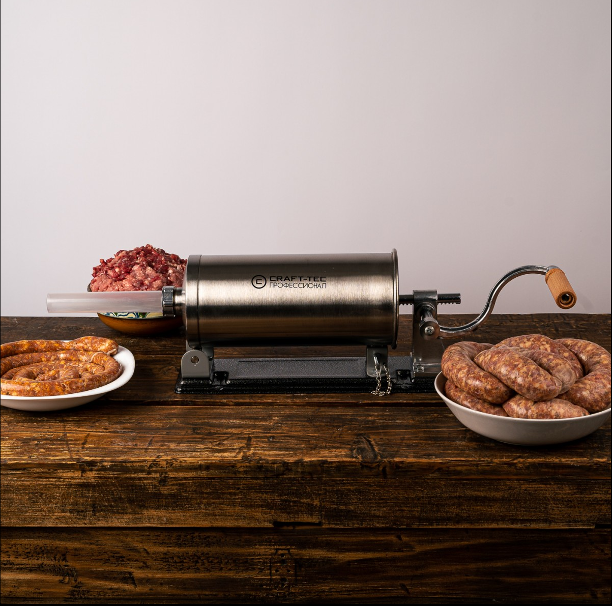 Aparat orizontal de facut (umplut) carnati Craft Tec, 4 kg, inox, 5 palnii incluse, talpa metalica