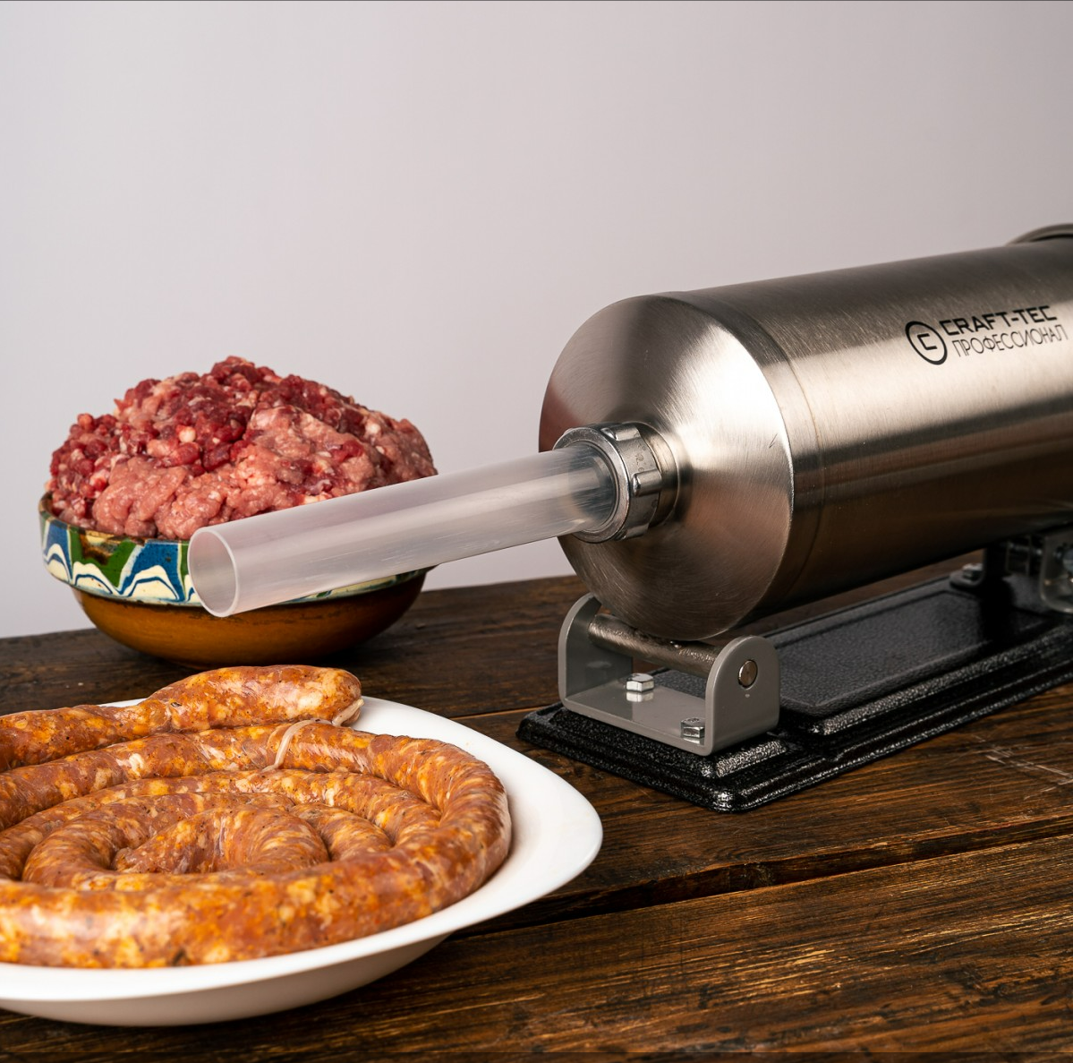 Aparat orizontal de facut (umplut) carnati Craft Tec, 4 kg, inox, 5 palnii incluse, talpa metalica